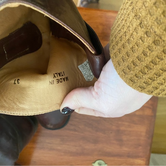 Brown boots made in Italy - Picture 2 of 3